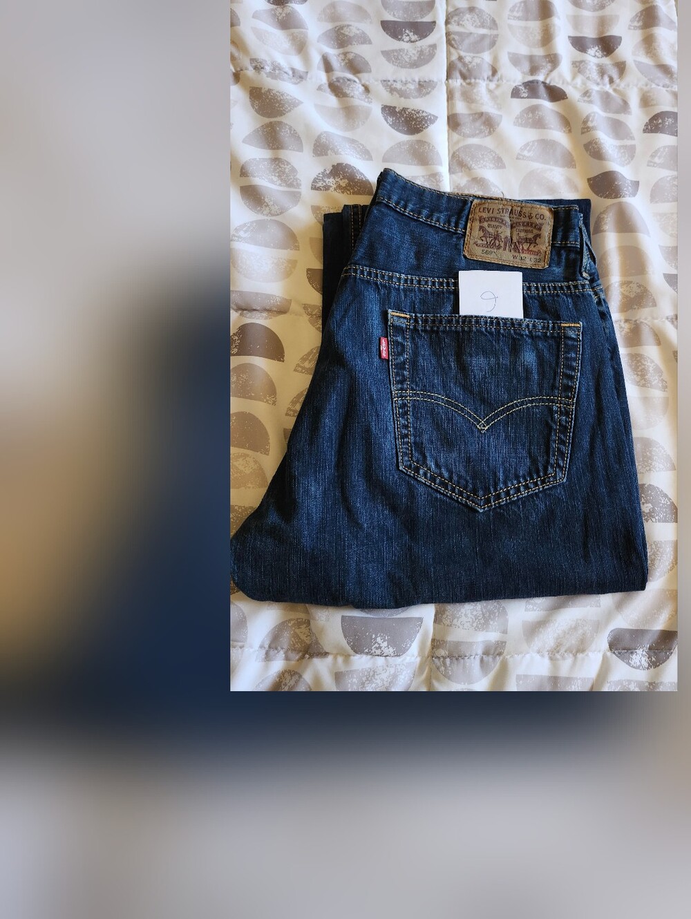 Authentic Levis 569 32/32